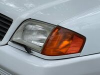 MERCEDES-BENZ 300
