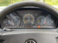 MERCEDES-BENZ 300