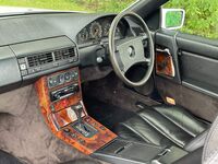 MERCEDES-BENZ 300