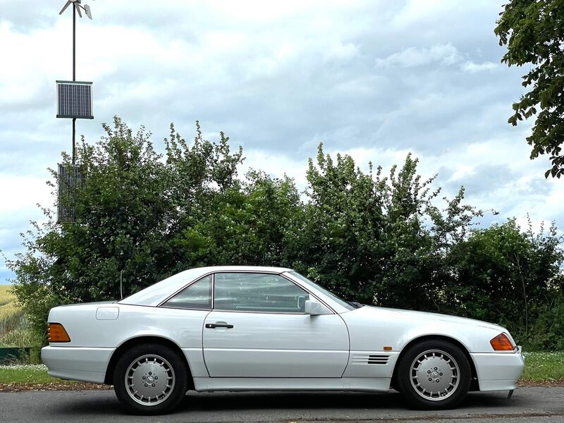 MERCEDES-BENZ 300