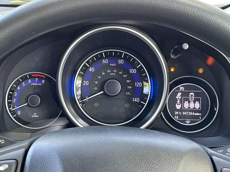 HONDA JAZZ