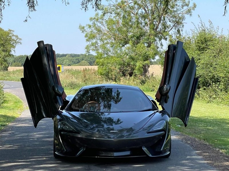 MCLAREN 570GT