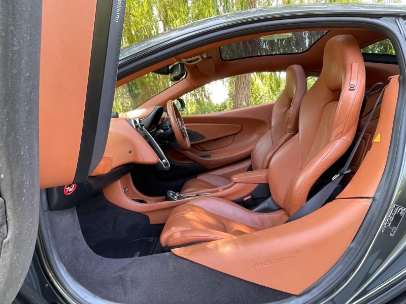 MCLAREN 570GT