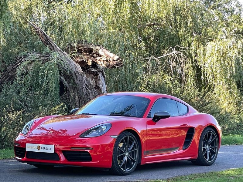 PORSCHE 718