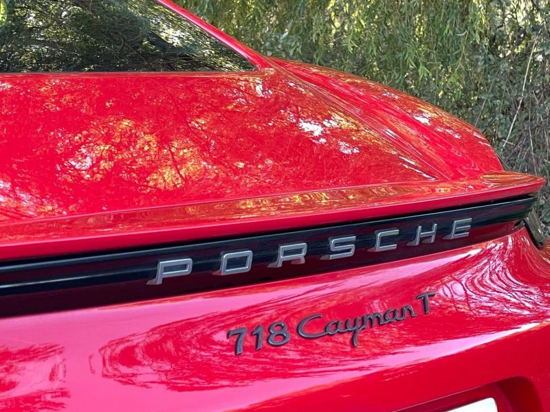 PORSCHE 718