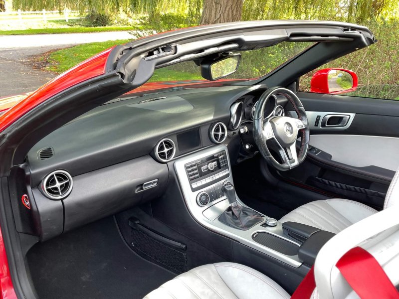 MERCEDES-BENZ SLK