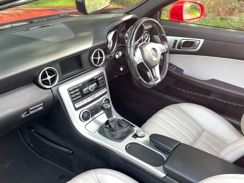 MERCEDES-BENZ SLK