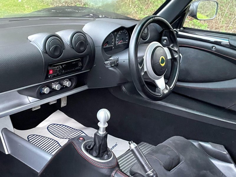LOTUS ELISE