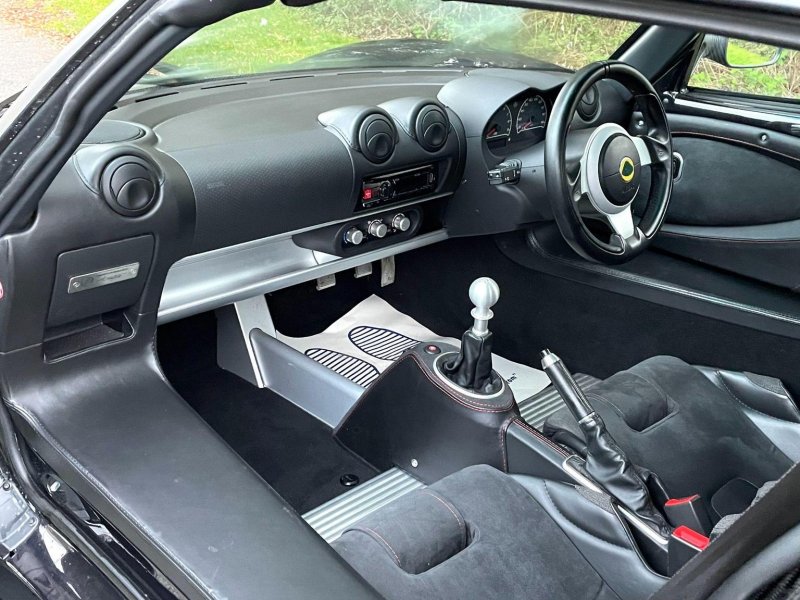 LOTUS ELISE