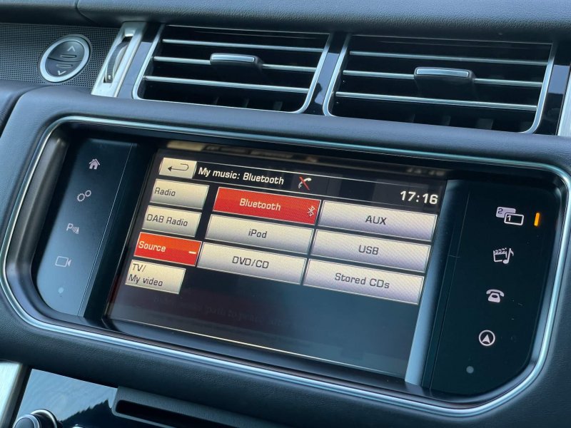 LAND ROVER RANGE ROVER