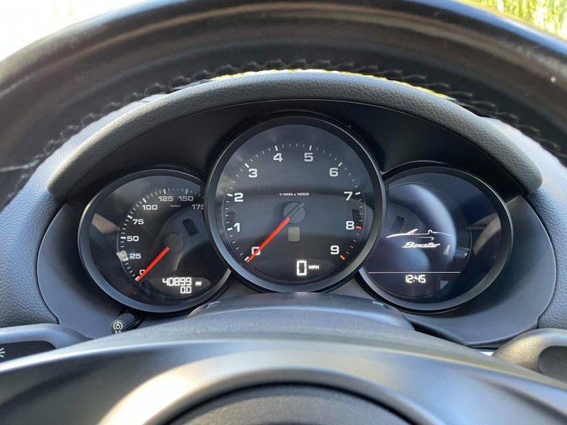 PORSCHE BOXSTER