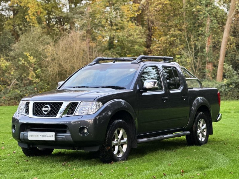 NISSAN NAVARA