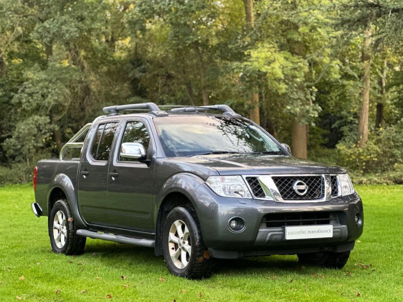 NISSAN NAVARA