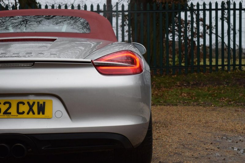 PORSCHE BOXSTER