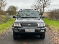 TOYOTA LAND CRUISER AMAZON