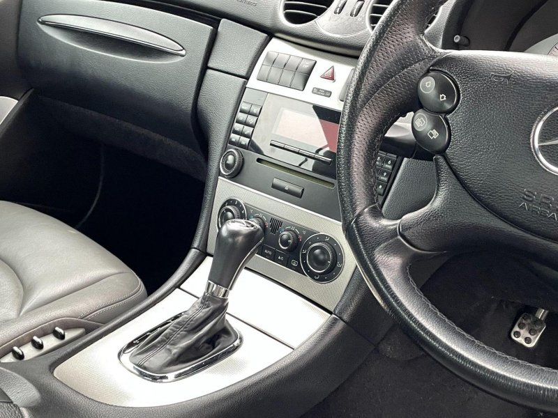 MERCEDES-BENZ CLK