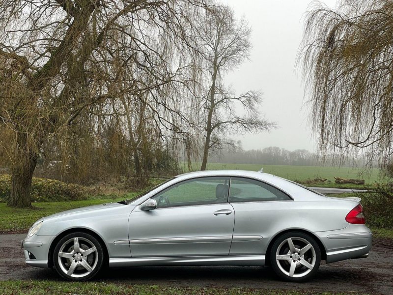 MERCEDES-BENZ CLK