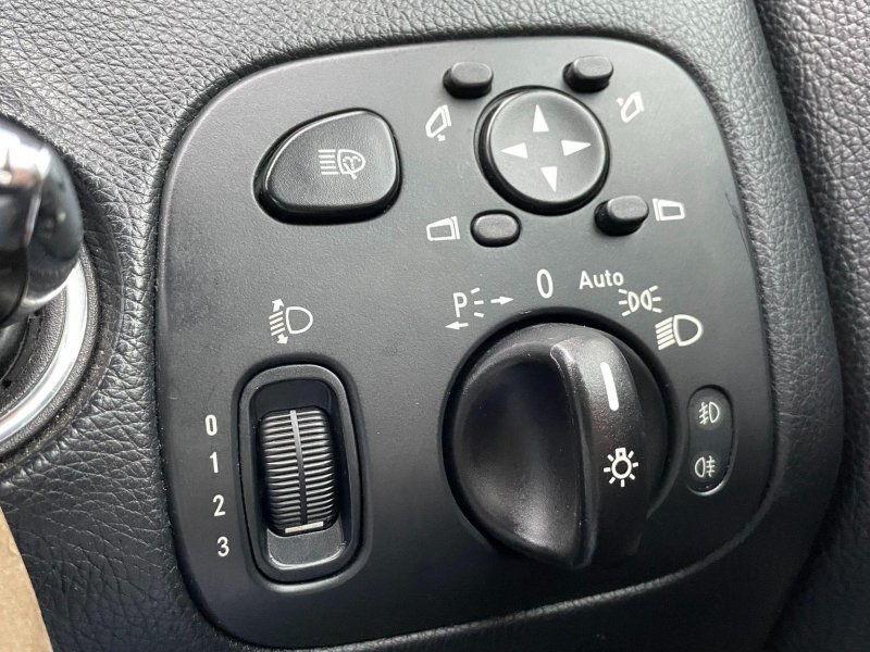 MERCEDES-BENZ CLK