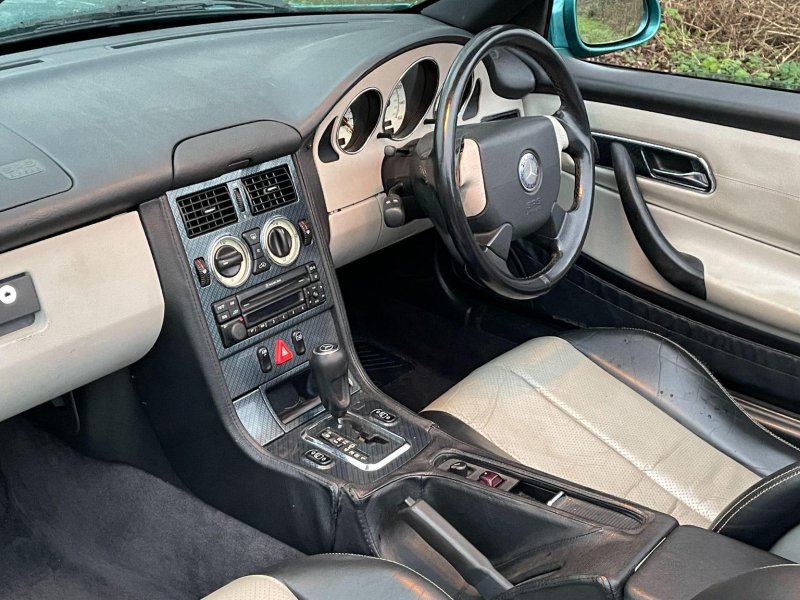 MERCEDES-BENZ SLK