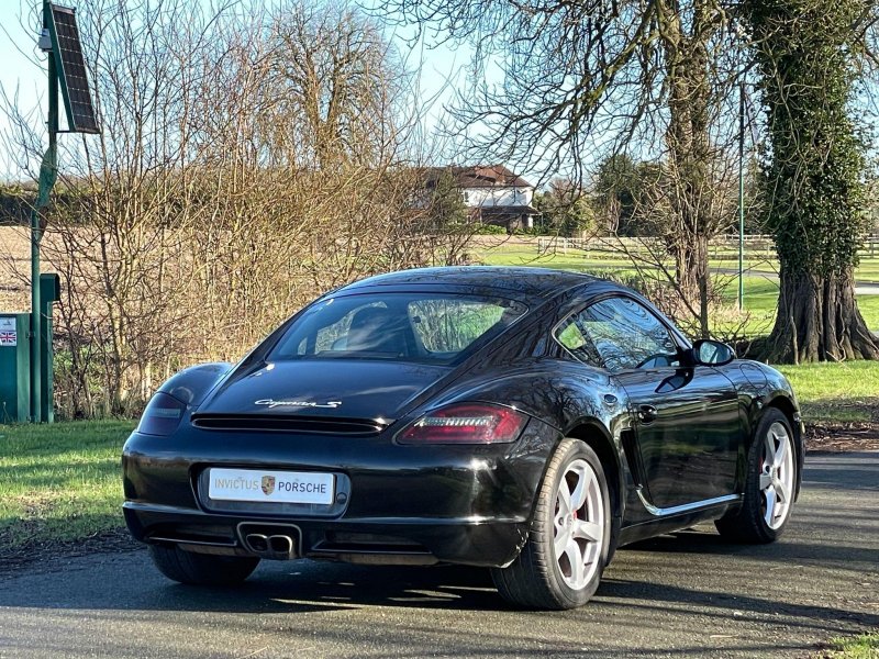 PORSCHE CAYMAN