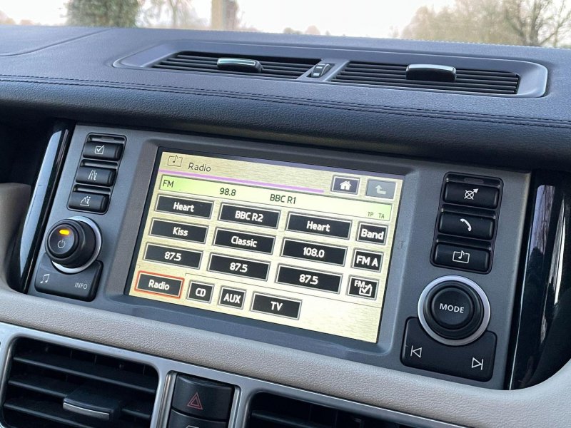 LAND ROVER RANGE ROVER