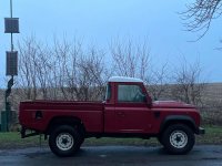 LAND ROVER DEFENDER 110