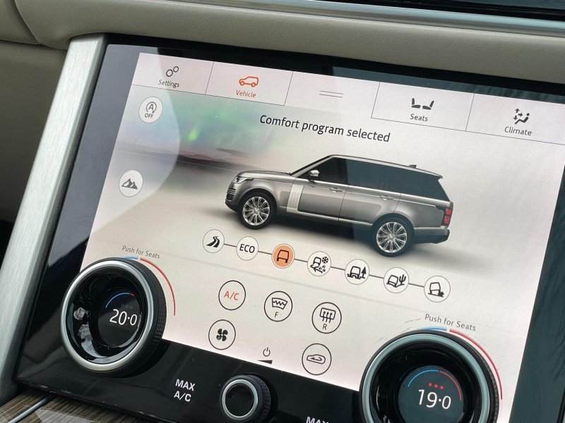 LAND ROVER RANGE ROVER