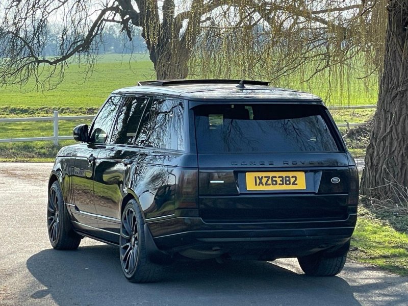 LAND ROVER RANGE ROVER