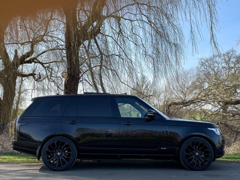 LAND ROVER RANGE ROVER
