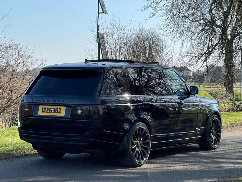 LAND ROVER RANGE ROVER