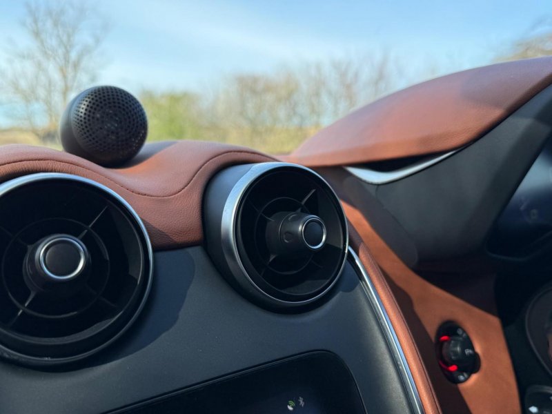 MCLAREN 540C