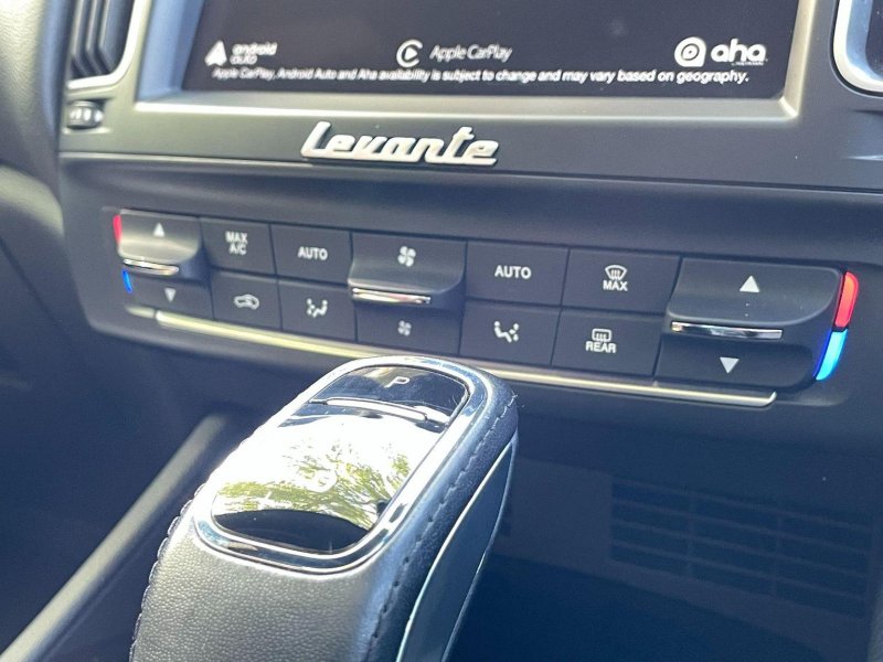 MASERATI LEVANTE