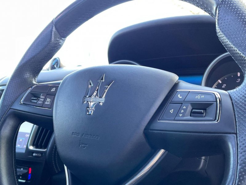 MASERATI LEVANTE