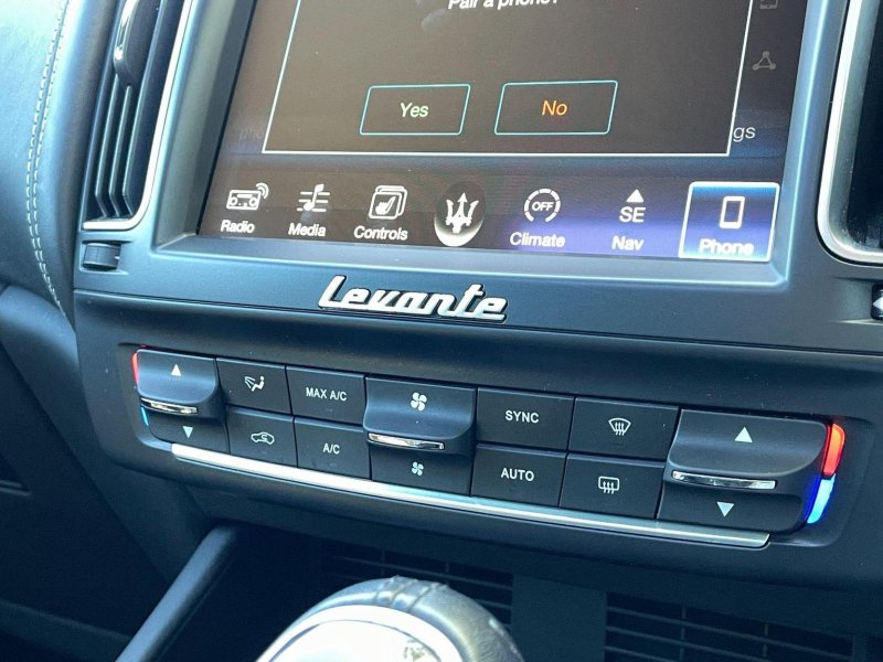 MASERATI LEVANTE
