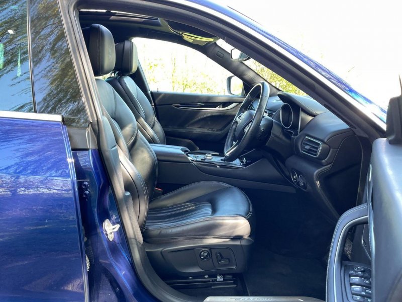 MASERATI LEVANTE