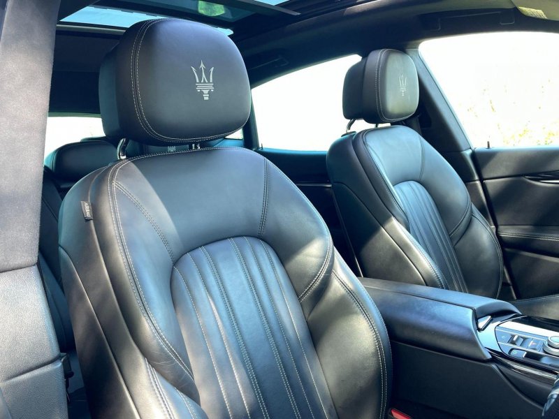 MASERATI LEVANTE