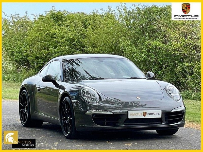 PORSCHE 911