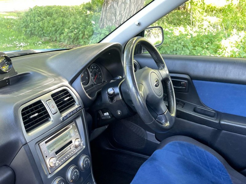 SUBARU IMPREZA