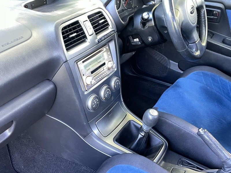 SUBARU IMPREZA