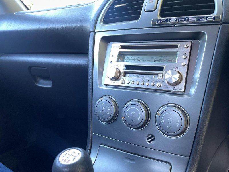 SUBARU IMPREZA