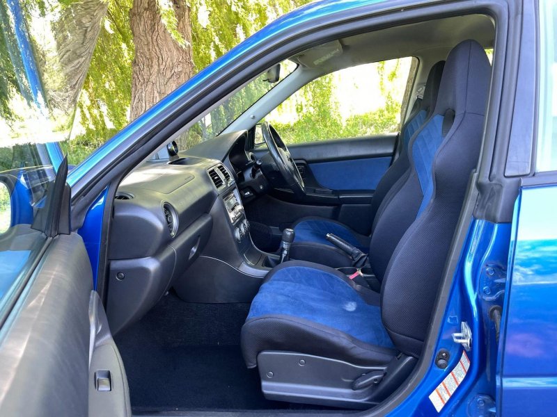 SUBARU IMPREZA
