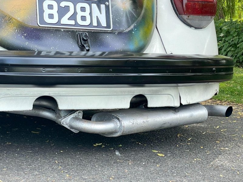 VOLKSWAGEN BEETLE
