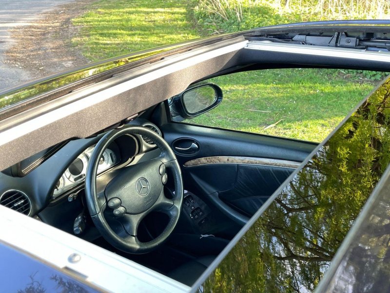 MERCEDES-BENZ CLK