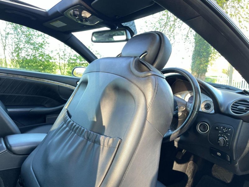 MERCEDES-BENZ CLK