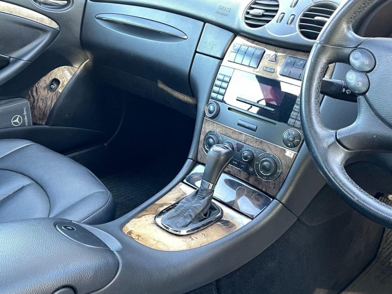 MERCEDES-BENZ CLK
