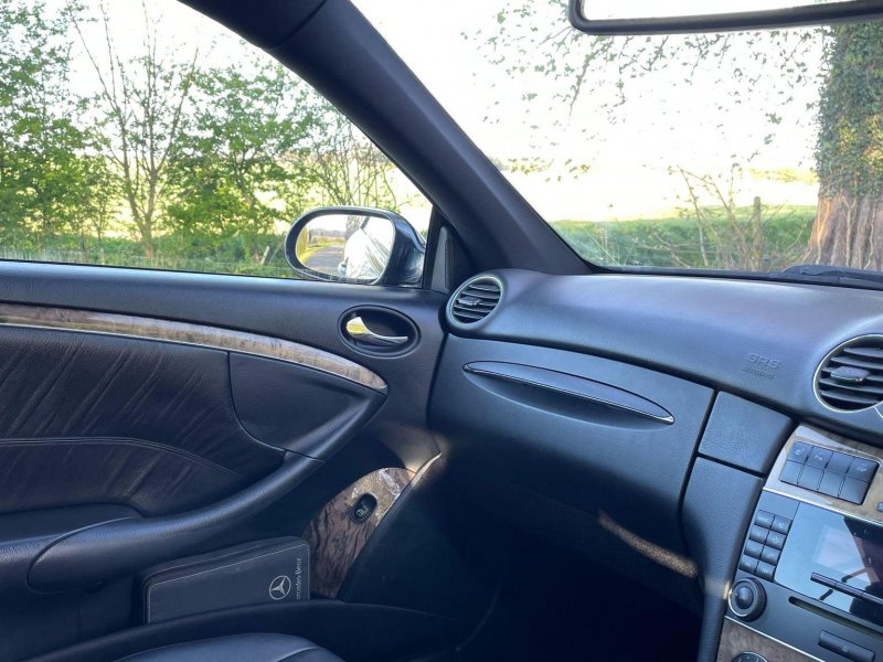 MERCEDES-BENZ CLK