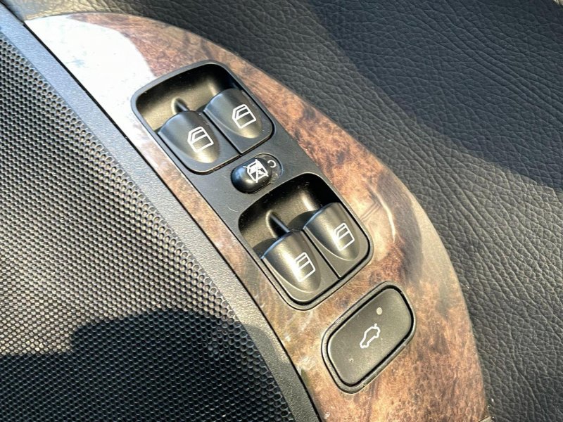 MERCEDES-BENZ CLK