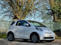 TOYOTA IQ