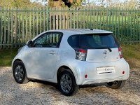 TOYOTA IQ