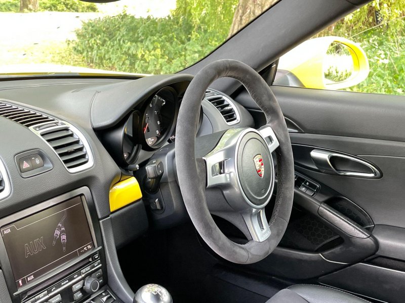 PORSCHE CAYMAN